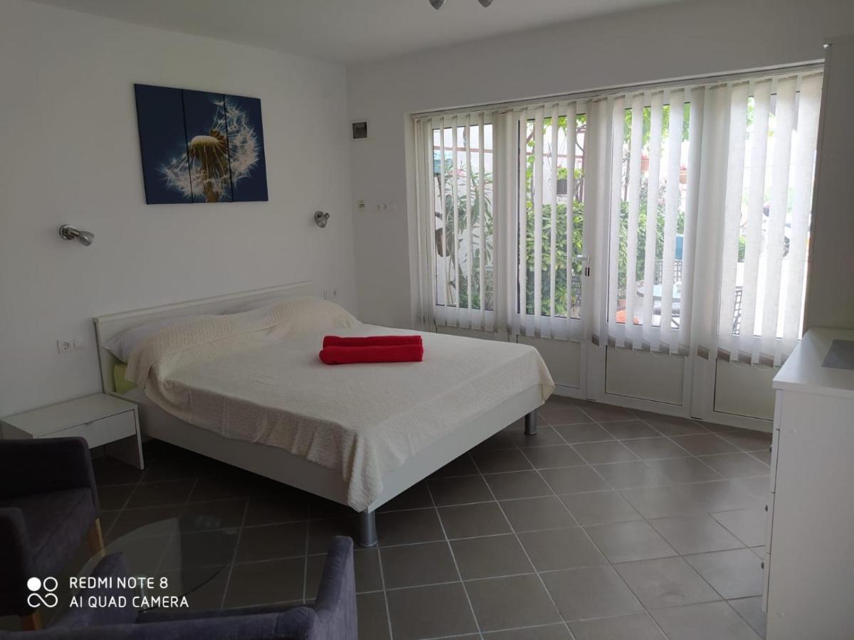 Ferienwohnung Tomic Novi Vinodolski Exterior foto